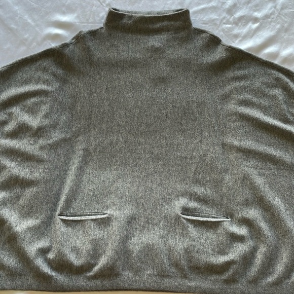 New ALYA Boho Funnel Neck Knit Sweater Poncho Oversize Versatile Heathered Gray - Picture 5 of 15